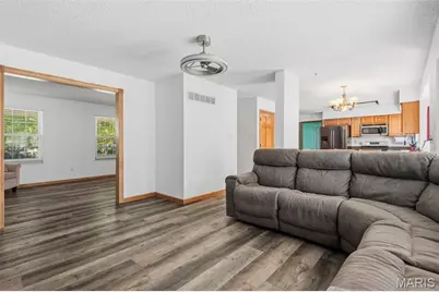 807 Amanda Drive, Saint Peters, MO 63376 - Photo 8