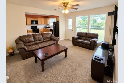 2130 Canterbury Drive, Florissant, MO 63033 - Photo 10