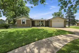 2266 Halyard Ct, Mehlville, MO 63129 - Photo 2
