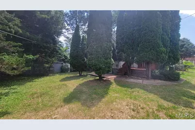 9802 Linn Avenue, Lemay, MO 63125 - Photo 6