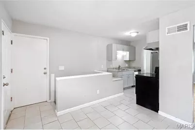 11010 Ebert Drive, Saint Louis, MO 63136 - Photo 8