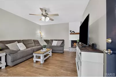 1285 Flora Lane, Florissant, MO 63031 - Photo 4