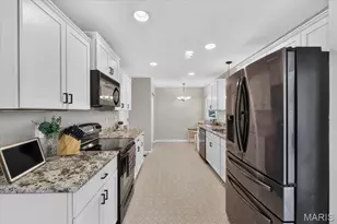 1285 Flora Ln, Florissant, MO 63031 - Photo 8