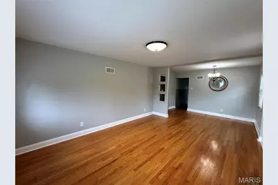 3951 E Dallas Court, Unincorporated, MO 63125 - Photo 8