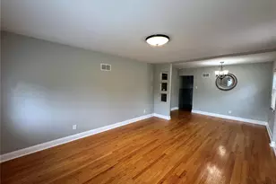 3951 E Dallas Ct, Unincorporated, MO 63125 - Photo 8