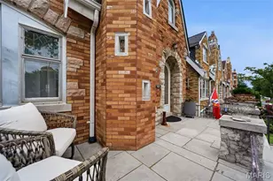 5239 Oleatha Ave, Saint Louis, MO 63139 - Photo 2