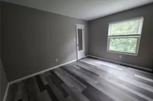 1902 Meadowtree Ln, Kirkwood, MO 63122 - Photo 20