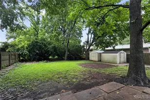 1441 Oliveto Ln, Hazelwood, MO 63042 - Photo 8