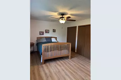 107 Charles Street, Shelbina, MO 63468 - Photo 12