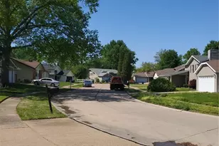4012 Bugle Bend Dr, Florissant, MO 63034 - Photo 6