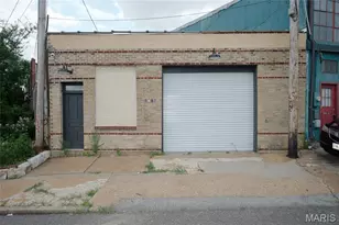 1915 S 12th St, Saint Louis, MO 63104 - Photo 38
