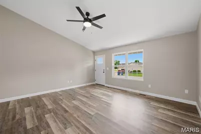 104 Briarwood Drive, Moscow Mills, MO 63362 - Photo 6