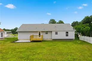 104 Briarwood Dr, Moscow Mills, MO 63362 - Photo 4