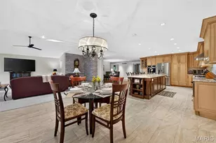 12312 Borcherding Ln, Des Peres, MO 63131 - Photo 24
