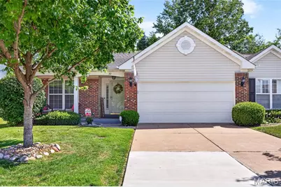 30 Hunting Manor Drive, Saint Charles, MO 63303 - Photo 2