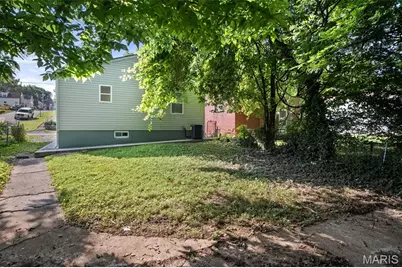 735 Dammert Avenue, Bella Villa, MO 63125 - Photo 22