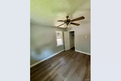6035 Margaretta Avenue, Pine Lawn, MO 63120 - Photo 6