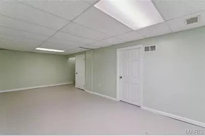 9516 Marbob Drive, Saint Louis, MO 63123 - Photo 20