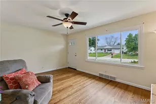9516 Marbob Dr, Saint Louis, MO 63123 - Photo 4