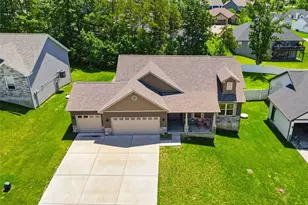 512 Hickory Knoll Dr, Troy, MO 63379 - Photo 8