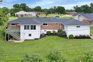 11872 Doverhill Ct, Sunset Hills, MO 63128 - Photo 4