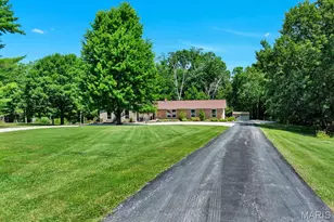 8 Oakwood Estate, Wright City, MO 63390 - Photo 2