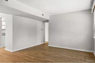 8929 Cardinal Terrace, Saint Louis, MO 63144 - Photo 4