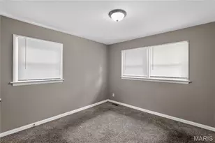 1027 Renshaw Dr, Ferguson, MO 63135 - Photo 20