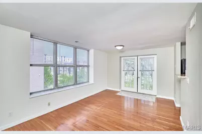 5500 Pershing Avenue #33, Saint Louis, MO 63112 - Photo 8