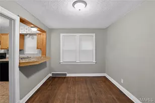 212 Thoroughman Ave, Saint Louis, MO 63135 - Photo 12