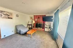 7012 N Hanley Rd, Hazelwood, MO 63042 - Photo 2