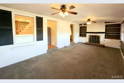 280 N Castello Street, Florissant, MO 63031 - Photo 12