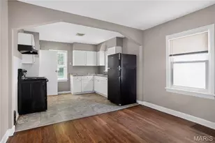 7124 Dawson Pl, Jennings, MO 63136 - Photo 8