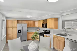 5463 Tedmar, Saint Louis, MO 63139 - Photo 10