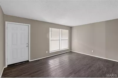 6220 Pennyrich Court, Florissant, MO 63033 - Photo 6