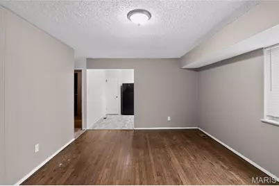 6220 Pennyrich Court, Florissant, MO 63033 - Photo 8