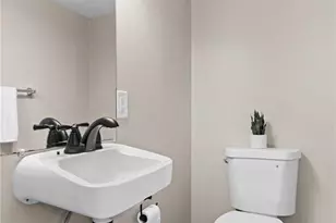 2395 Hummingbird Dr, Florissant, MO 63033 - Photo 24