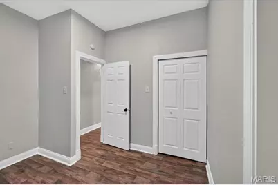4629 Alaska Avenue, Saint Louis, MO 63111 - Photo 12