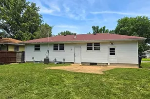 170 Ruth Dr, Florissant, MO 63031 - Photo 18