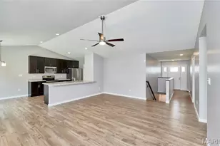 133 Day Lily Ln, Wentzville, MO 63385 - Photo 4