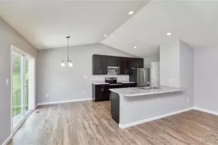 133 Day Lily Ln, Wentzville, MO 63385 - Photo 6