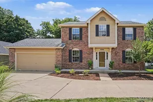 638 Old Ballwin Rd, Ballwin, MO 63021 - Photo 1