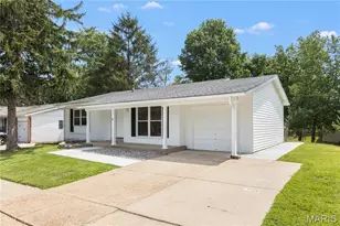 274 Cedar Village Ct, Ballwin, MO 63021 - Photo 2