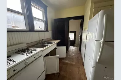 4552 Arlington Avenue, Saint Louis, MO 63120 - Photo 10