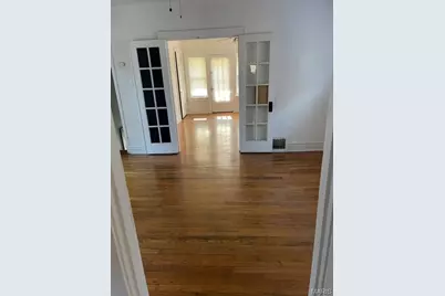 3711 Alberta Street, Saint Louis, MO 63116 - Photo 2