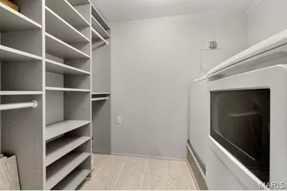 200 S Brentwood Boulevard S #14C, Clayton, MO 63105 - Photo 26