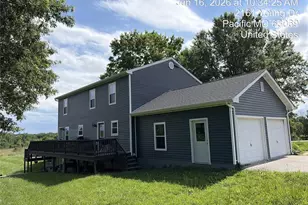 2161 Young Rd, Pacific, MO 63069 - Photo 2