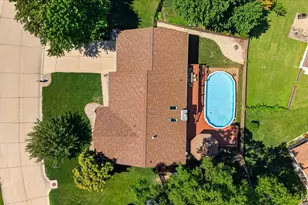 1160 Spencer Hill Dr, Saint Peters, MO 63376 - Photo 2