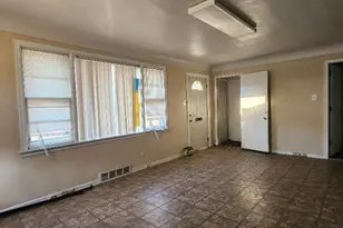 2350 Chambers Rd, Saint Louis, MO 63136 - Photo 4