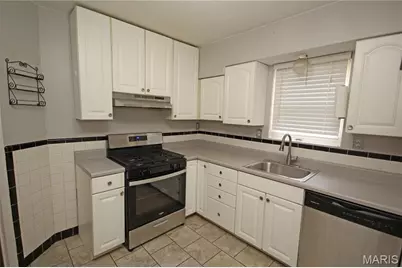 5477 Oleatha Avenue, Saint Louis, MO 63139 - Photo 8